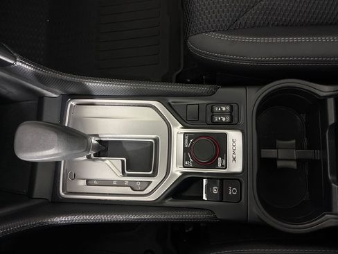 Used 2024 Subaru Forester Premium image 20