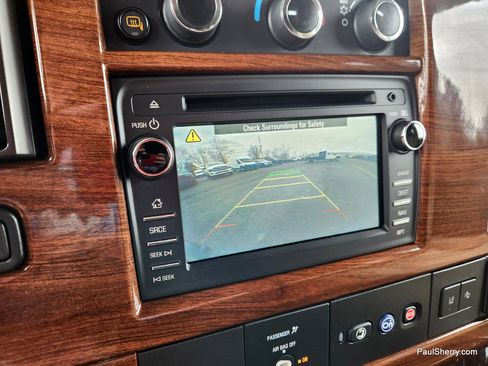 Used 2020 GMC Savana 2500 w/ Enhanced Convenience Package image 3