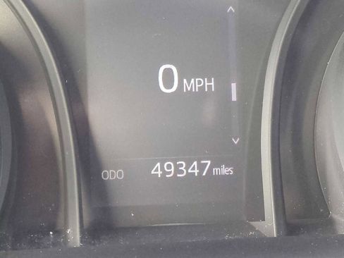 Used 2024 Toyota Camry SE image 12