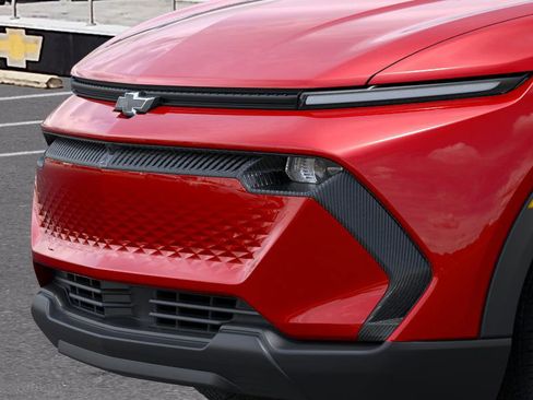 New 2026 Chevrolet Equinox EV LT image 13