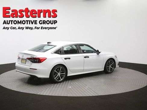 Used 2022 Honda Civic Touring image 41