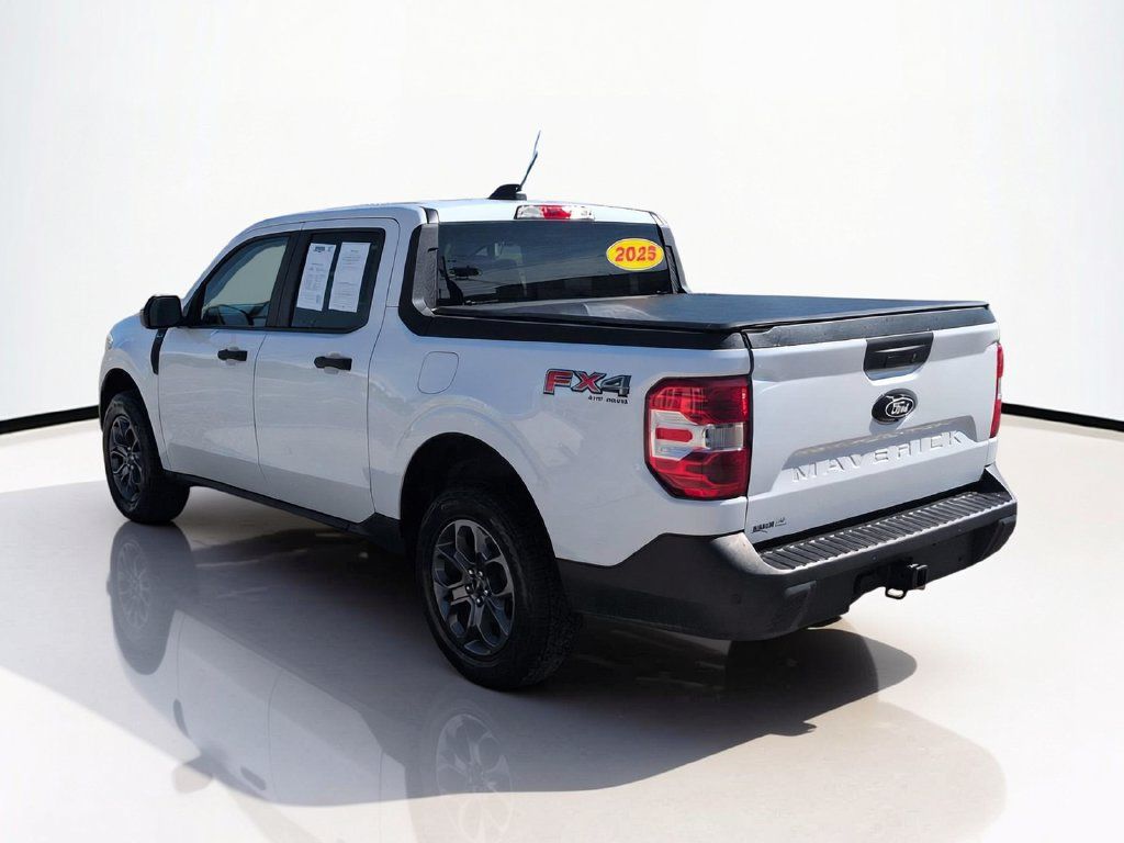 Used 2025 Ford Maverick XLT w/ XLT Luxury Package AWD/4WD image 9
