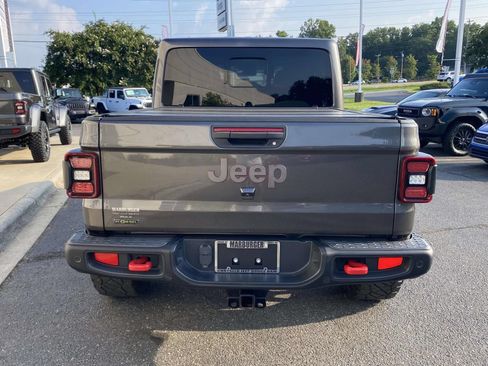 Used 2021 Jeep Gladiator Rubicon AWD/4WD image 8