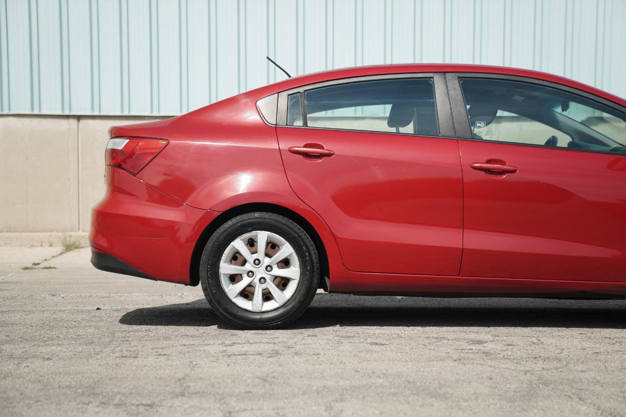 Used 2017 Kia Rio LX w/ Power Package FWD image 6