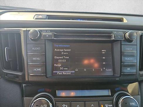 Used 2014 Toyota RAV4 XLE image 21