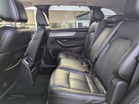 Used 2024 MAZDA CX-90 3.3 Turbo w/ Preferred Plus image 13