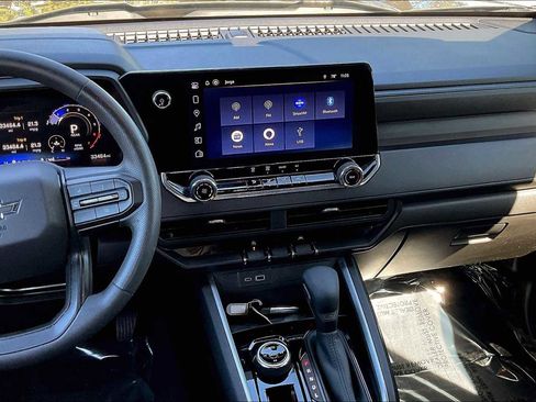 Used 2024 Chevrolet Colorado Trail Boss image 6