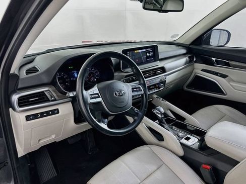 Used 2020 Kia Telluride EX AWD/4WD image 38
