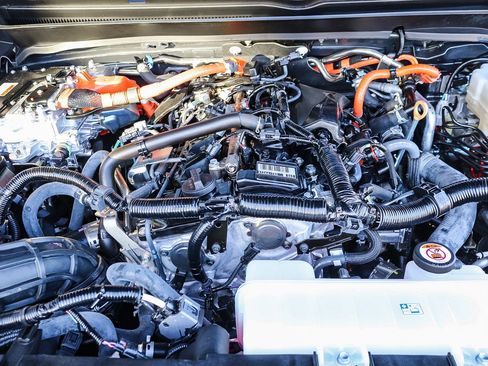 Used 2024 Toyota Tacoma Trailhunter image 34