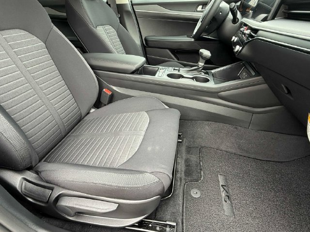 New 2026 Kia K5 LXS FWD image 24