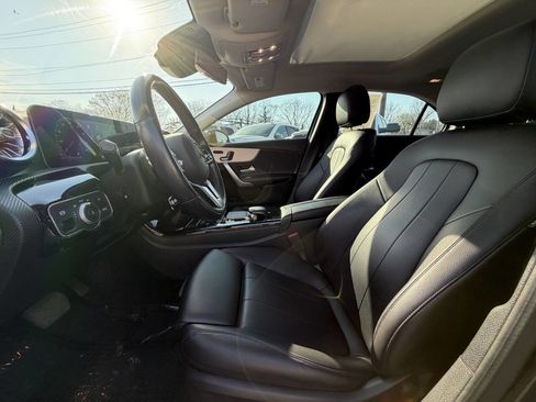 Used 2019 Mercedes-Benz A 220 4MATIC w/ Driver Assistance Package image 9
