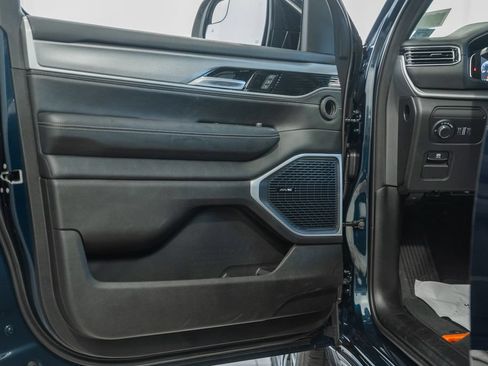 New 2026 Jeep Grand Wagoneer L 4WD image 43