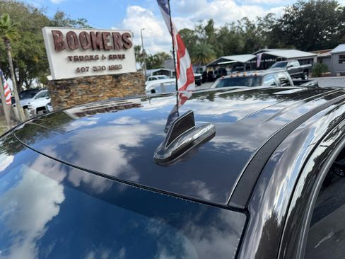 Used 2021 Chevrolet Silverado 1500 LTZ image 13