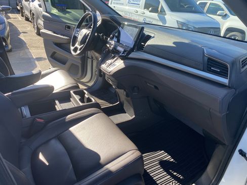 Used 2018 Honda Odyssey EX-L image 26