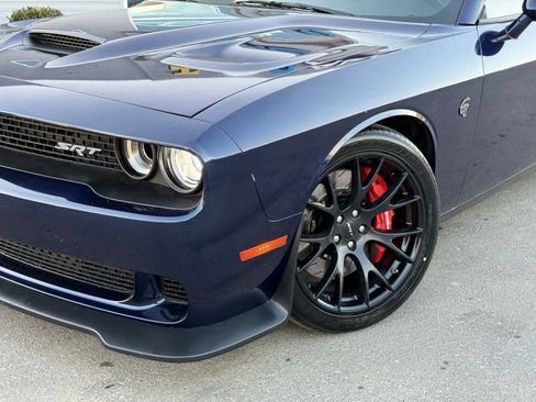 Used 2015 Dodge Challenger SRT Hellcat image 2