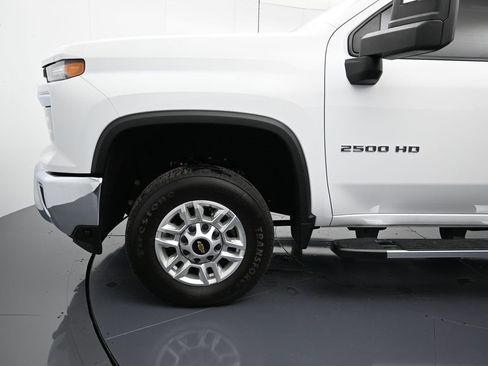 Certified 2025 Chevrolet Silverado 2500 LT w/ Convenience Package image 10