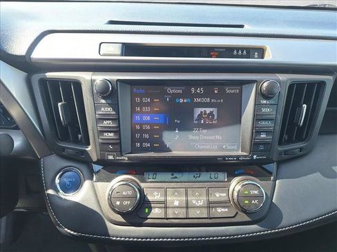 Used 2018 Toyota RAV4 Limited w/ Carpet Mat Package AWD/4WD image 12