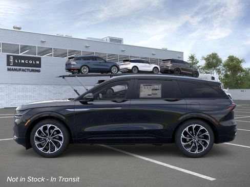 New 2026 Lincoln Nautilus Reserve AWD/4WD image 3