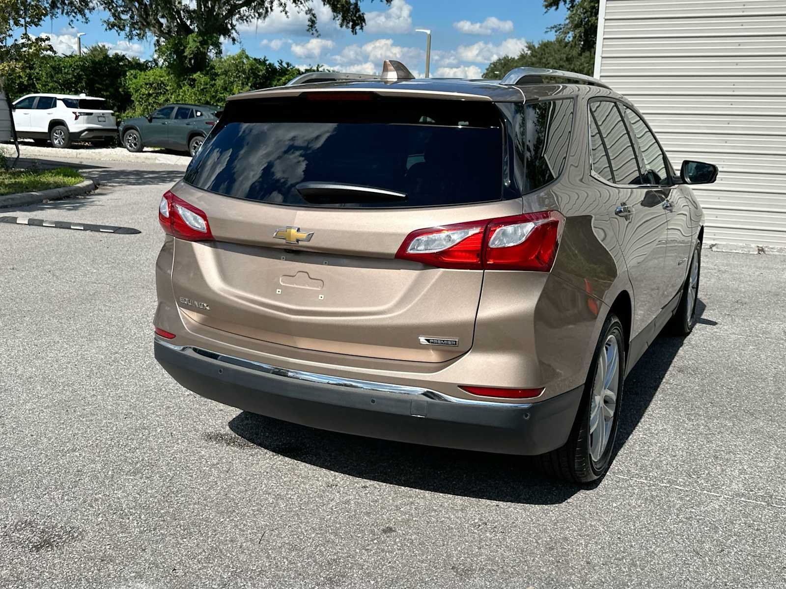Certified 2018 Chevrolet Equinox Premier FWD image 6