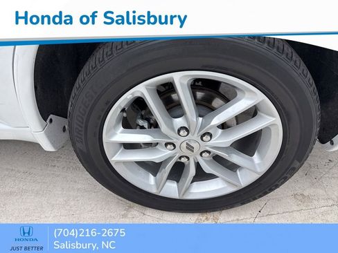 Used 2024 Dodge Durango GT image 6