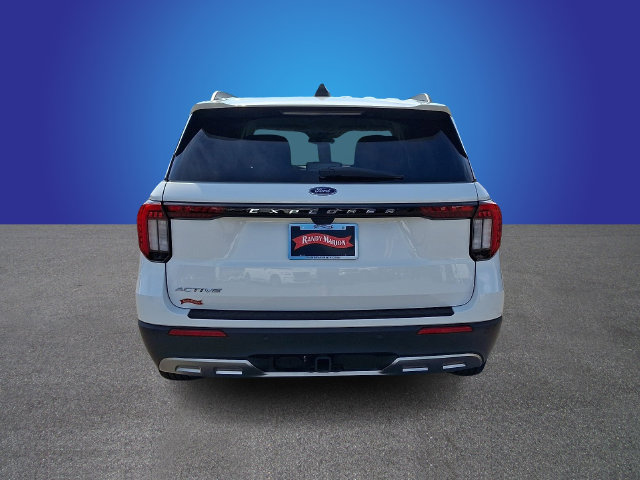 Used 2025 Ford Explorer Active w/ Active Comfort Package RWD image 5