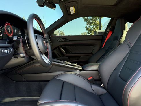 Used 2026 Porsche 911 Carrera GTS image 13