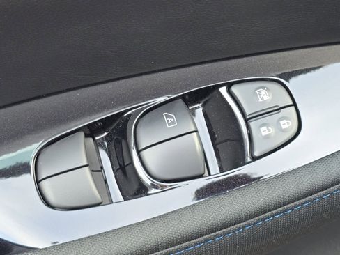 Used 2024 Nissan Leaf SV Plus image 21