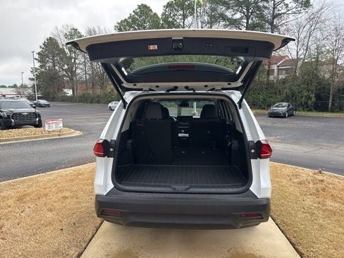 New 2026 Toyota Grand Highlander XLE image 13