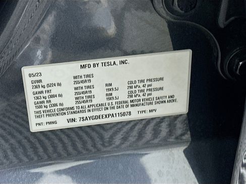 Used 2023 Tesla Model Y Long Range image 12