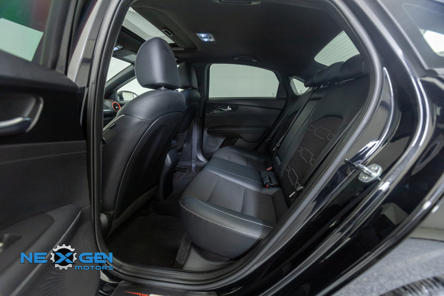 Used 2024 Kia Forte GT-Line w/ GT-Line Premium Package FWD image 27