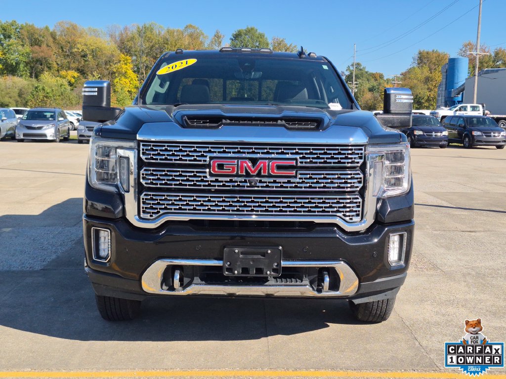 Used 2021 GMC Sierra 3500 Denali w/ Denali Ultimate Package AWD/4WD image 2