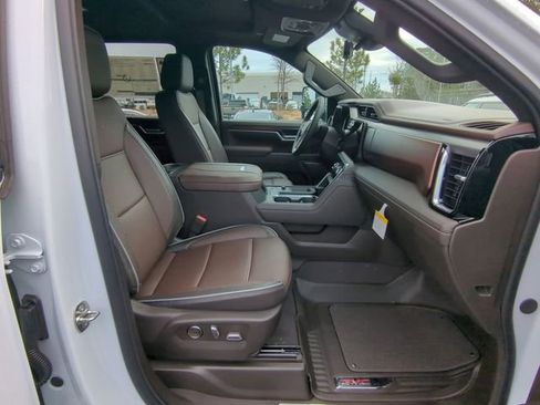 New 2026 GMC Sierra 3500 Denali w/ Denali Reserve Package image 44