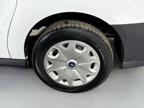 Used 2018 Ford Transit Connect XL image 34