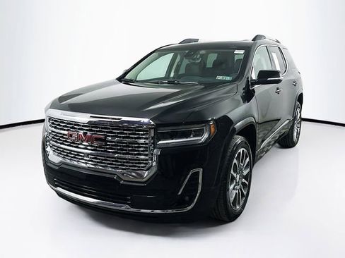 Used 2023 GMC Acadia Denali w/ Denali Ultimate Package AWD/4WD image 3
