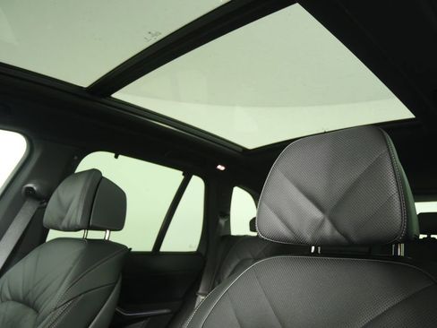 New 2026 BMW X5 xDrive40i w/ M Sport Package image 26