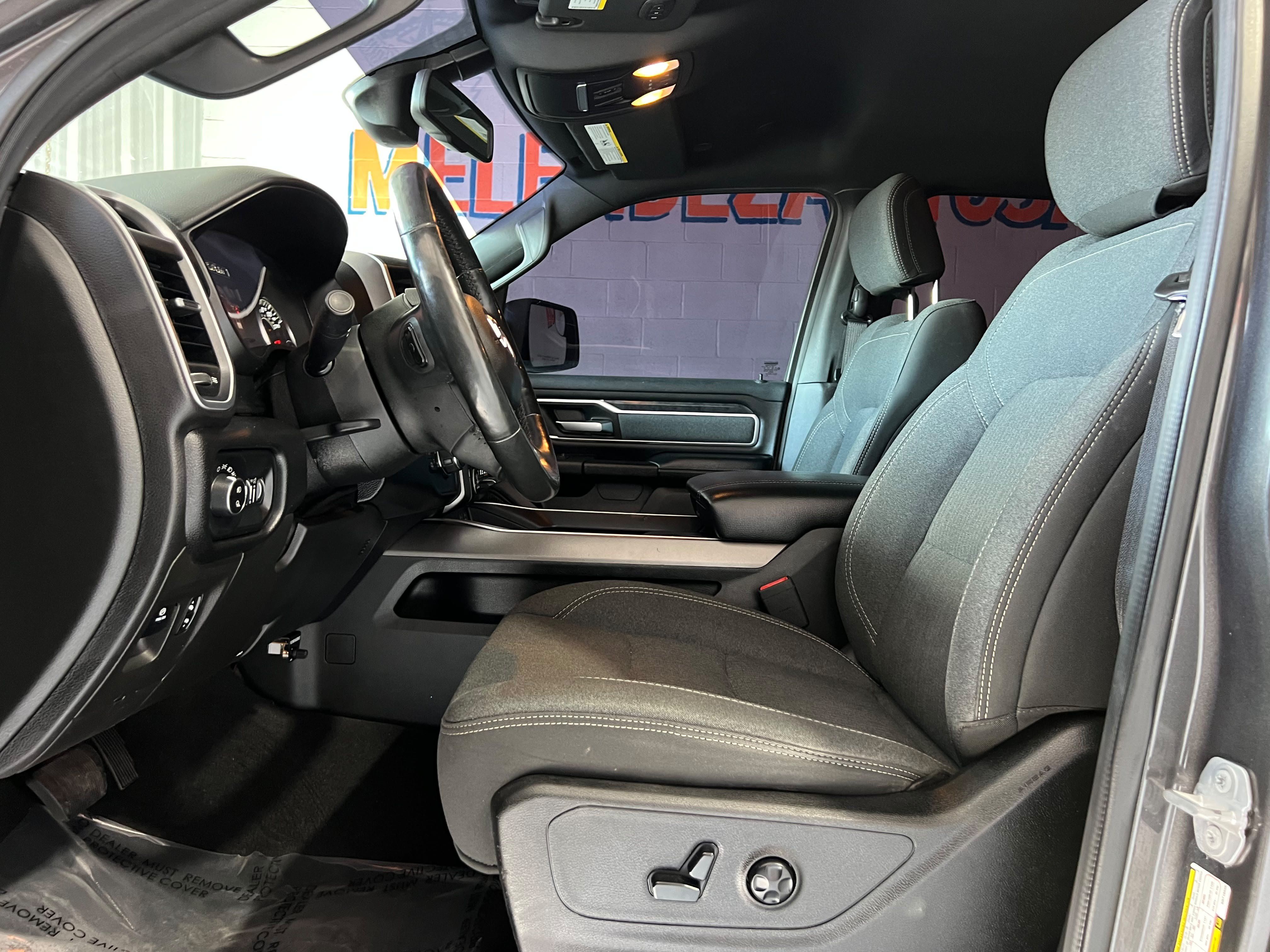 Used 2019 RAM 1500 Big Horn AWD/4WD image 10