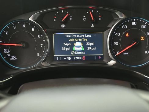 Used 2024 Chevrolet Equinox RS w/ RS Leather Package FWD image 11