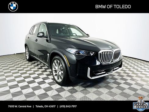 Used 2025 BMW X5 xDrive40i w/ Premium Package image 1