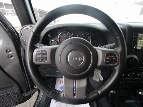 Used 2017 Jeep Wrangler Unlimited Sport image 17