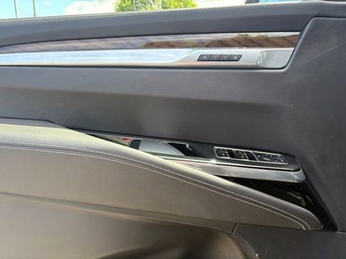 Used 2025 Cadillac Escalade ESV Sport Platinum w/ LPO, ONYX Package AWD/4WD image 29