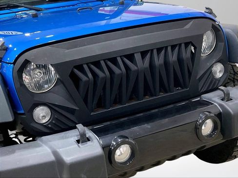 Used 2015 Jeep Wrangler Unlimited Sport w/ Power Convenience Group AWD/4WD image 27