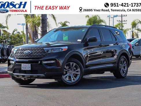 Certified 2022 Ford Explorer XLT w/ Equipment Group 202A RWD image 1