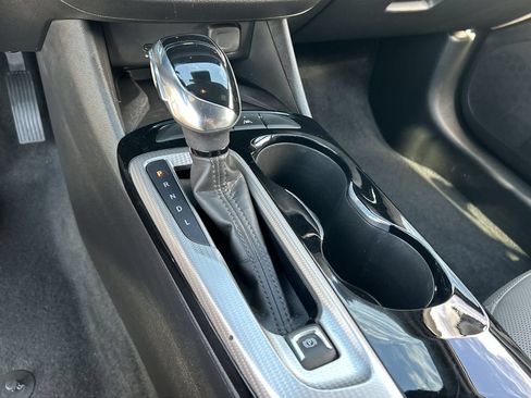 Used 2025 Buick Envista Avenir FWD image 16