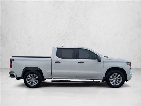 Certified 2022 Chevrolet Silverado 1500 Custom RWD image 4