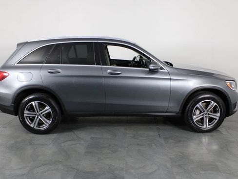 Used 2019 Mercedes-Benz GLC 300 image 13