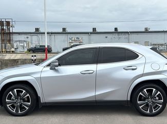 Used 2023 Lexus UX 250h FWD w/ Accessory Package (Z2) video 2