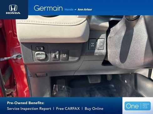 Used 2016 Toyota RAV4 Limited image 22