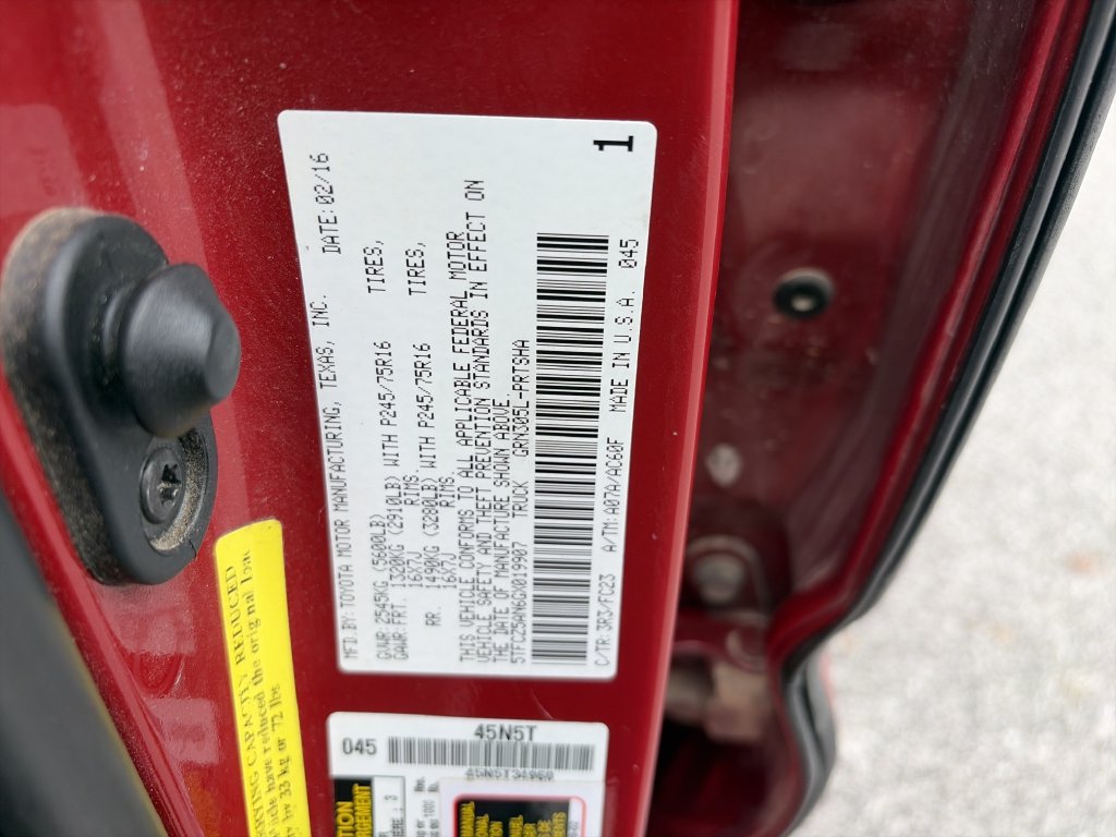 Used 2016 Toyota Tacoma SR5 w/ Towing Package AWD/4WD image 33