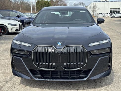 New 2026 BMW 760i xDrive AWD/4WD image 2