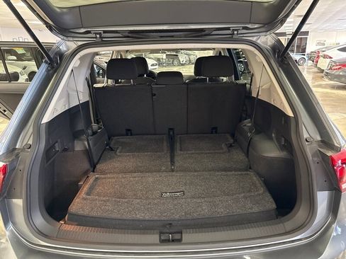 Used 2020 Volkswagen Tiguan S image 24
